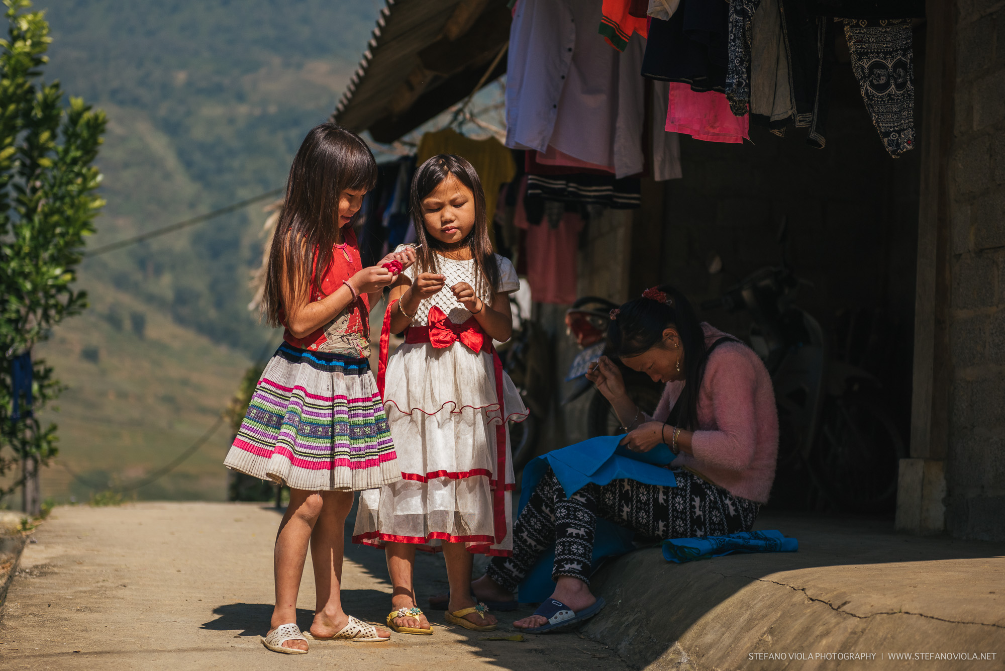 I bimbi del villaggio di Lao Chai...