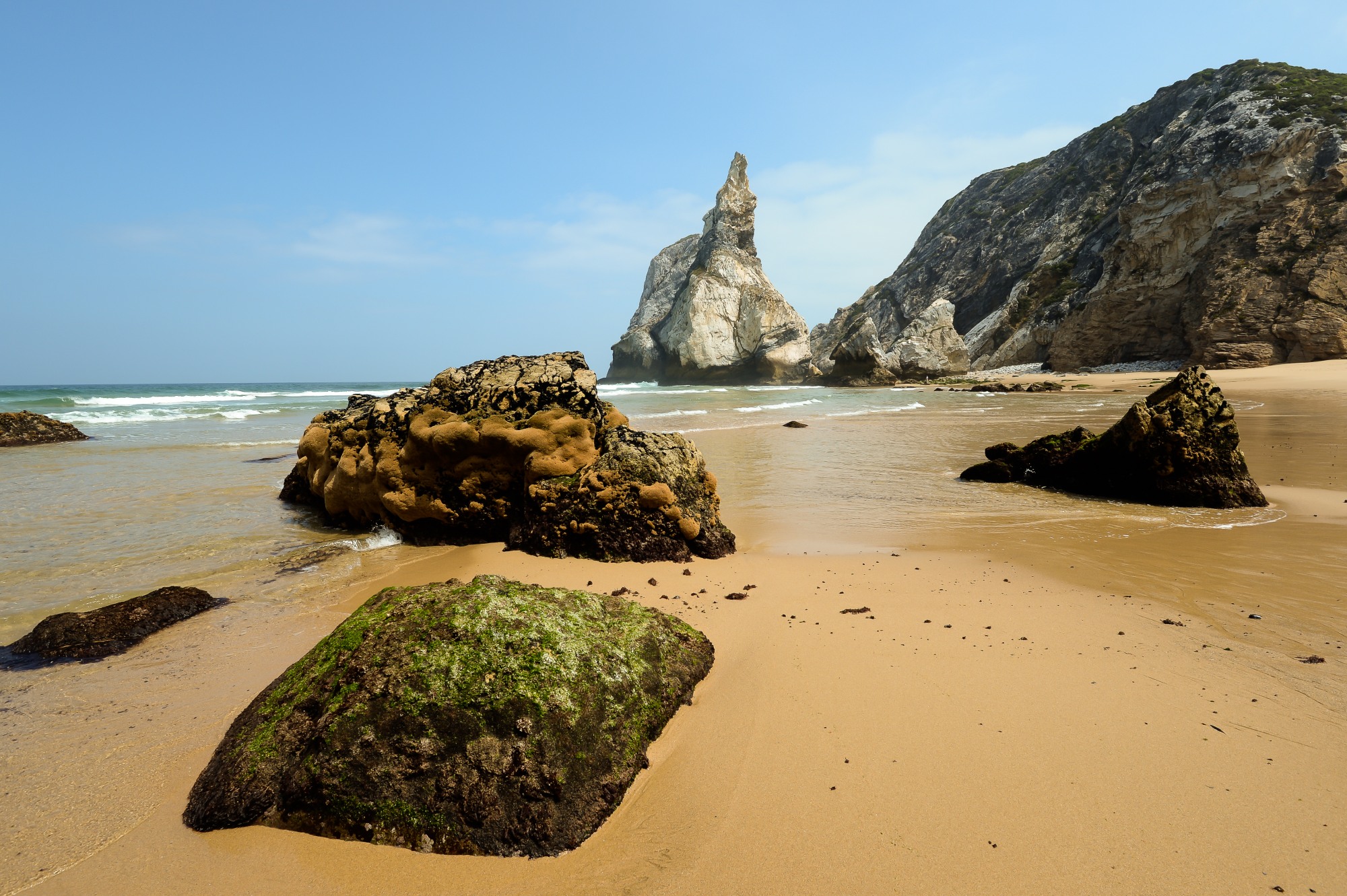  Praia da Ursa, vicino a Cabo da Roca, Portogallo ...