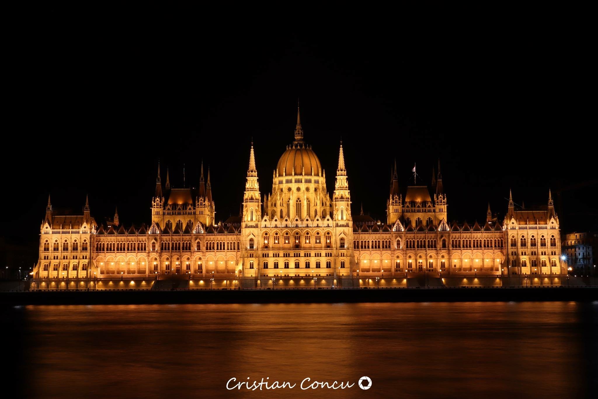 Parlament in Budapest ...