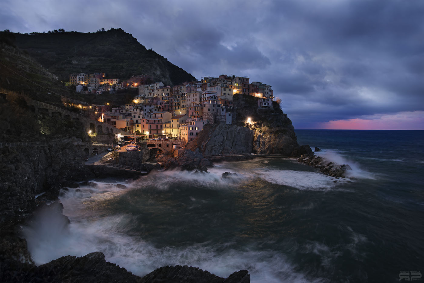 Alba and billows in Manarola...