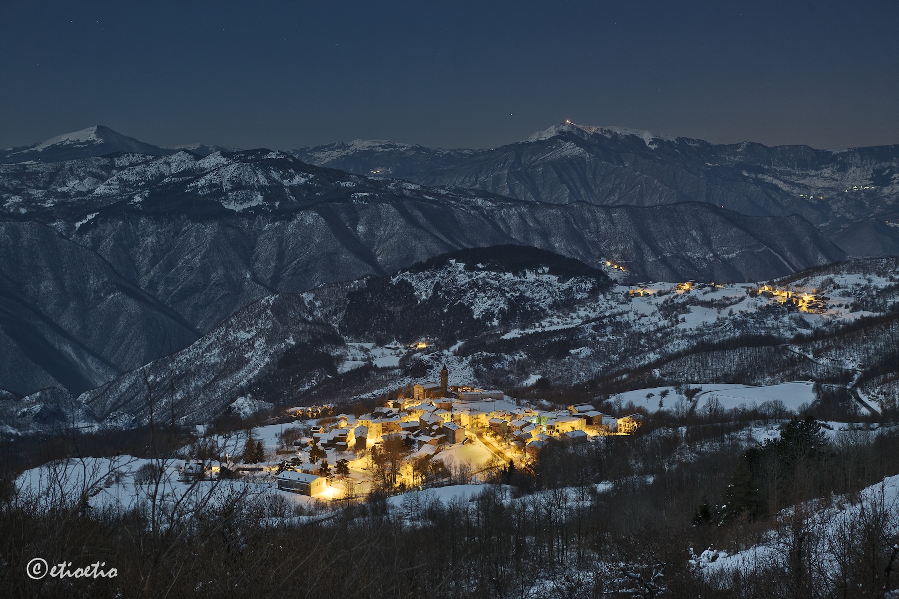 Brugneto Aveto valley, full moon...