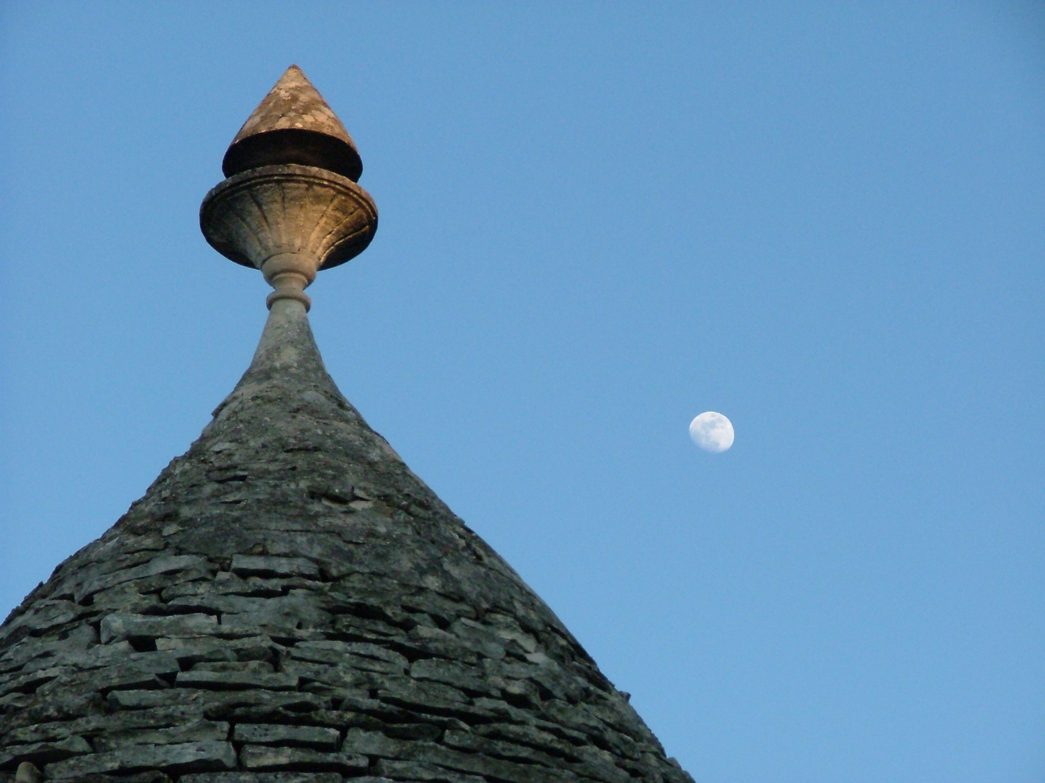 la luna sul trullo...