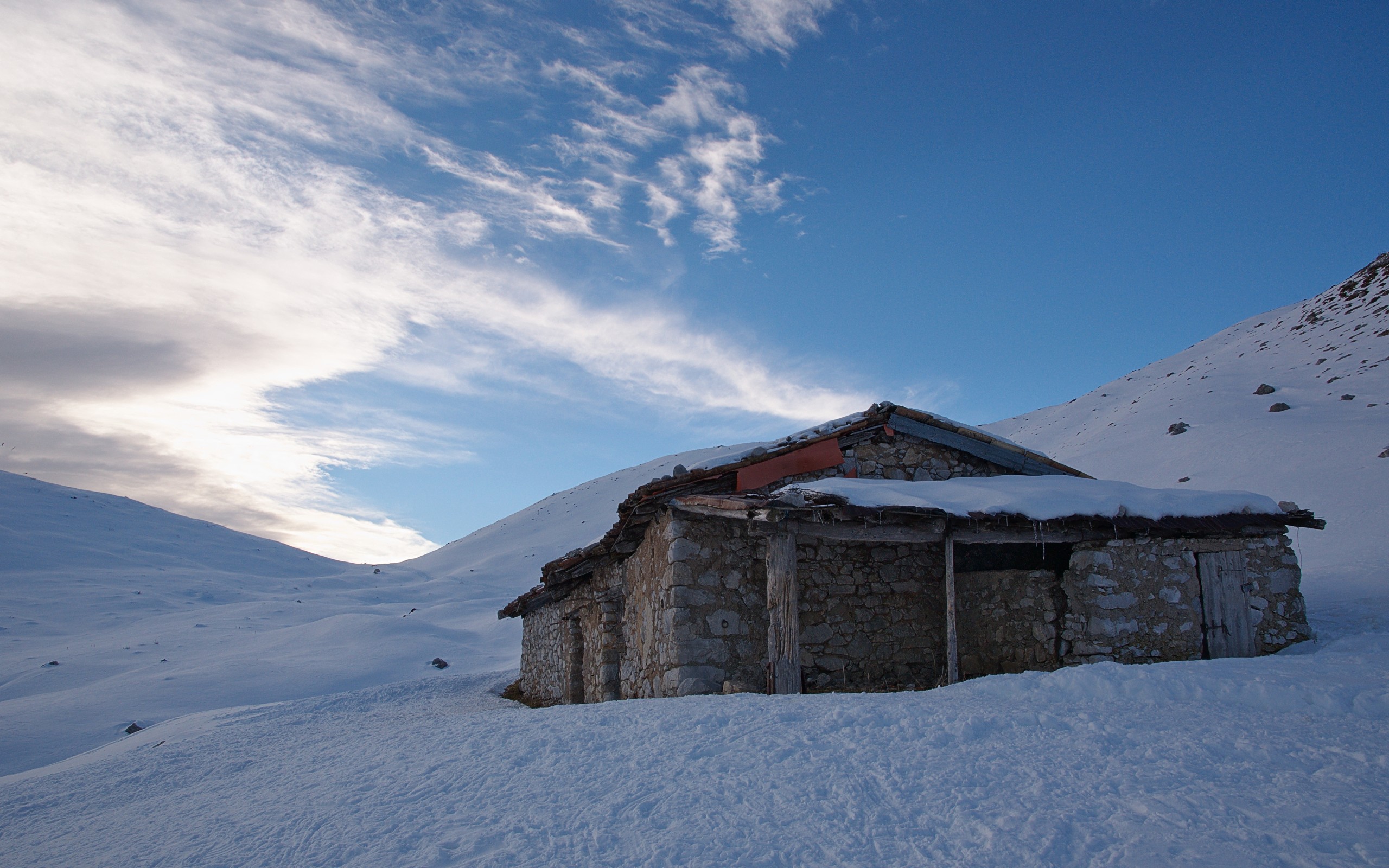 Hut in the snow...