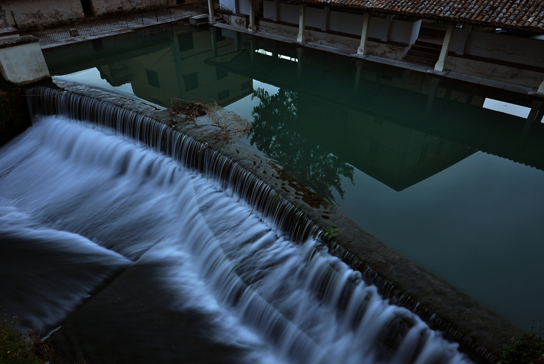 Bevagna - Washing in the evening...