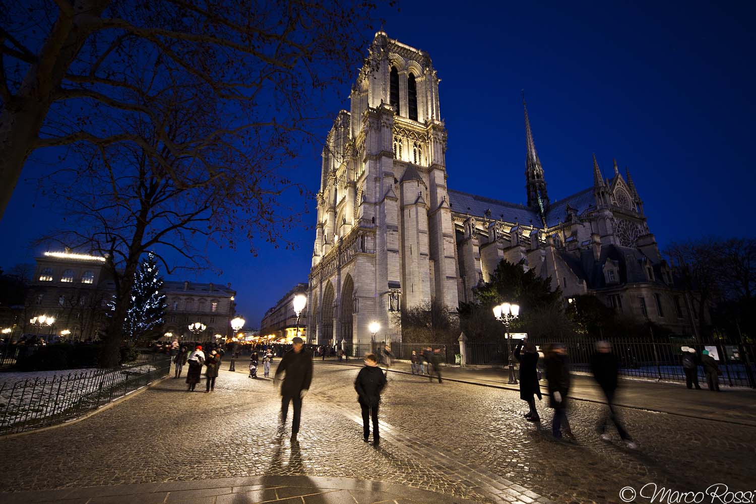 Paris by night...