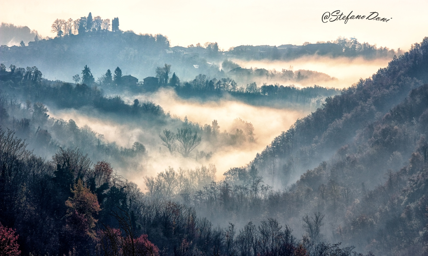 Mists between the valleys...