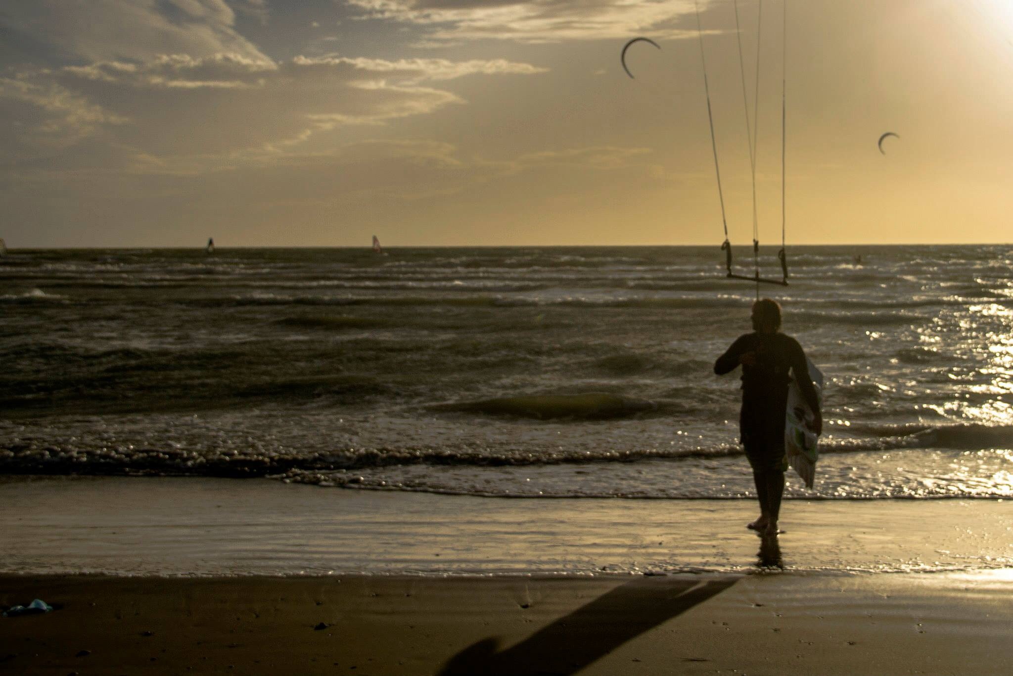 Surf...