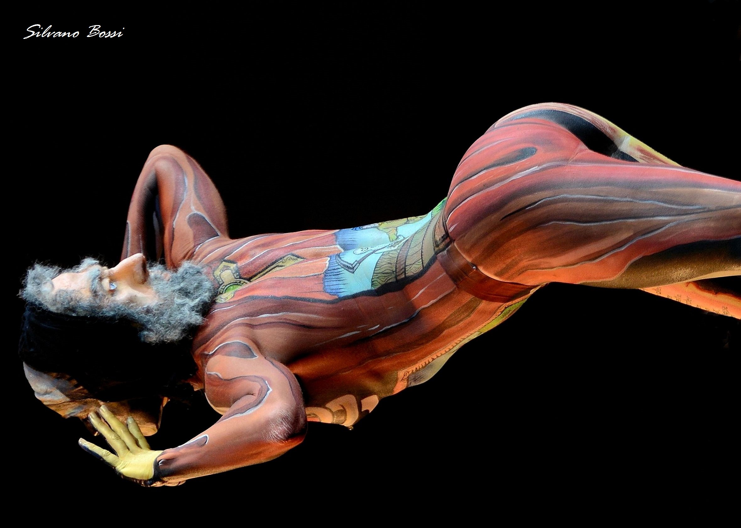 bodypainting...
