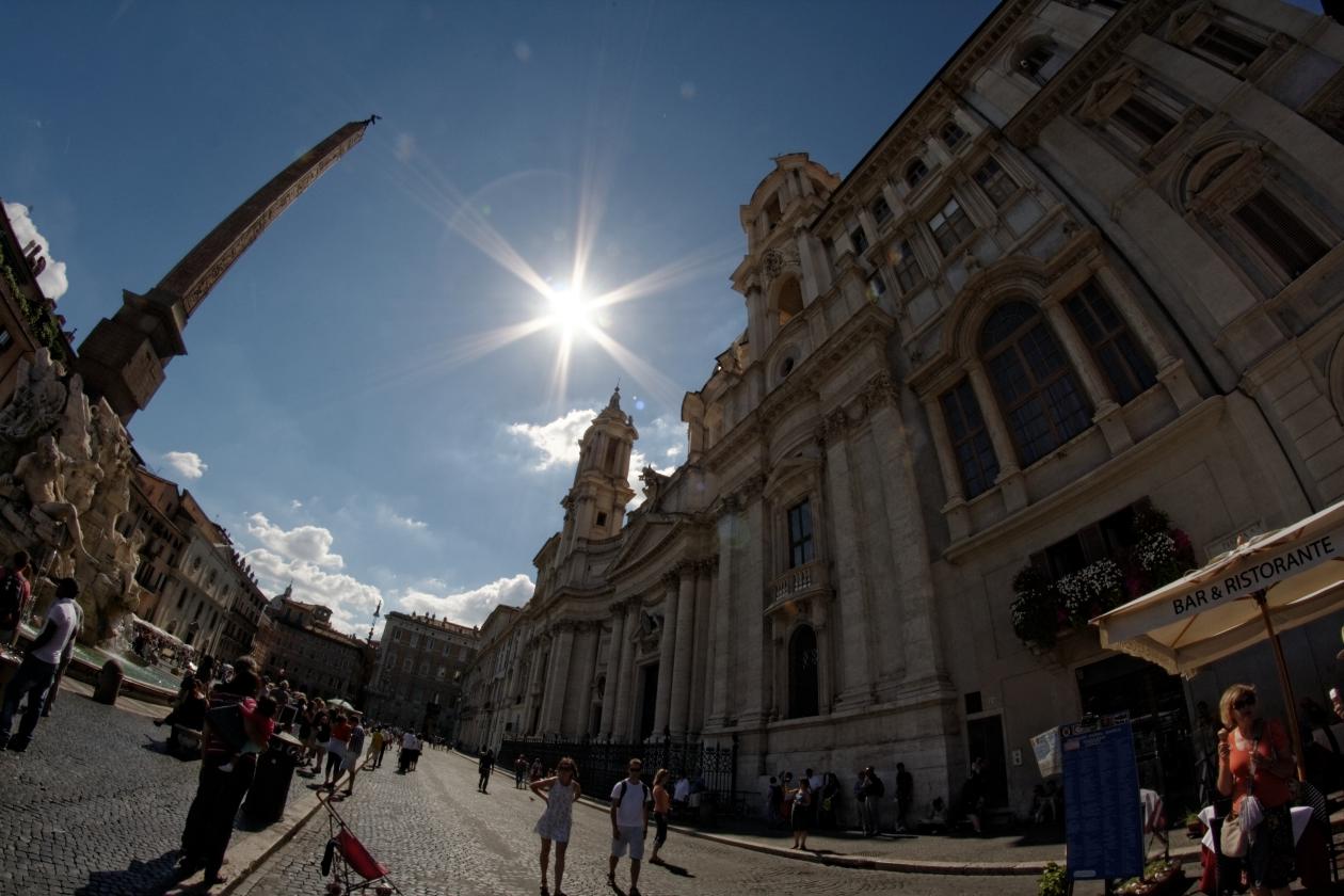 Piazza Navona, Rokinon 8mm f/3.5, Canon EOS 1000d...