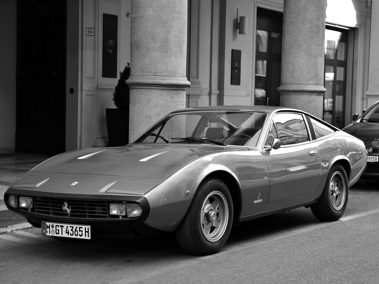 Ferrari 365 gtc4 '71...