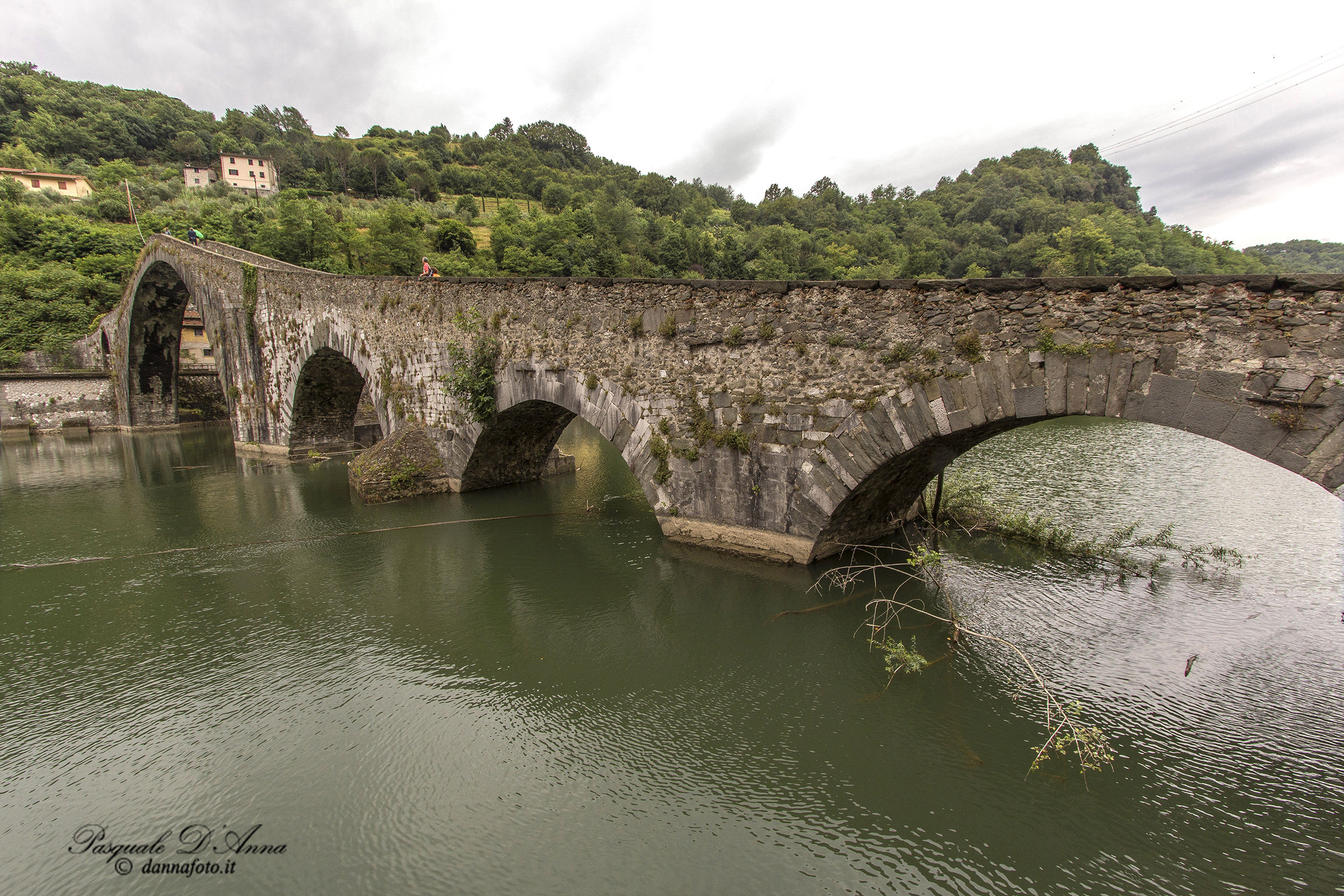 Ponte del diavolo (Borgo a Mozzano) Lucca...