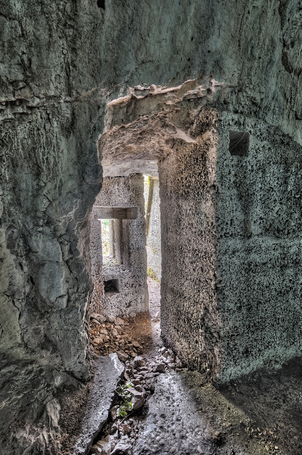 Caves Nagia Grom 9...