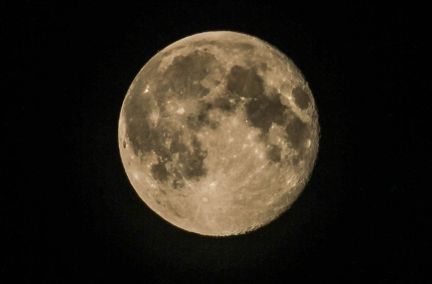 luna gialla...