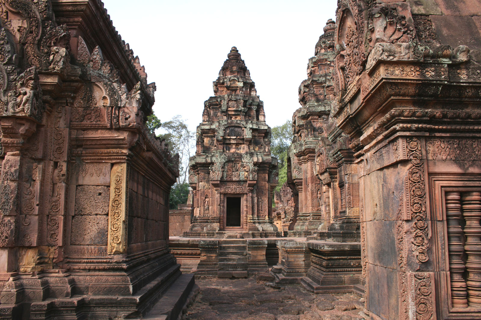Angkor Banteay Srei...