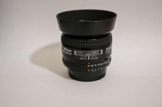 Nikon 35mm f/2 AI-s