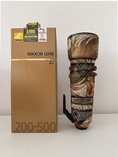 Nikon AF-S Nikkor 200-500mm f/5.6 E ED VR