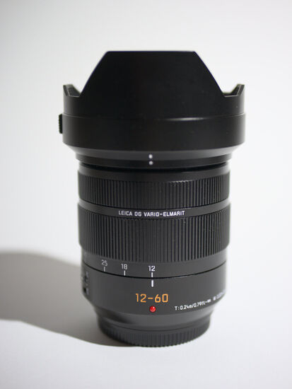 Panasonic Leica DG 12-60mm f/2.8-4.0 ASPH OIS