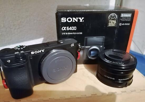 Sony A6400