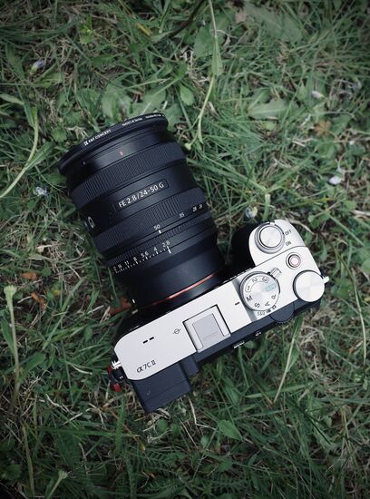Sony FE 24-50mm f/2.8 G