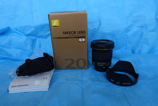 Nikon AF-S 20mm f/1.8 G ED