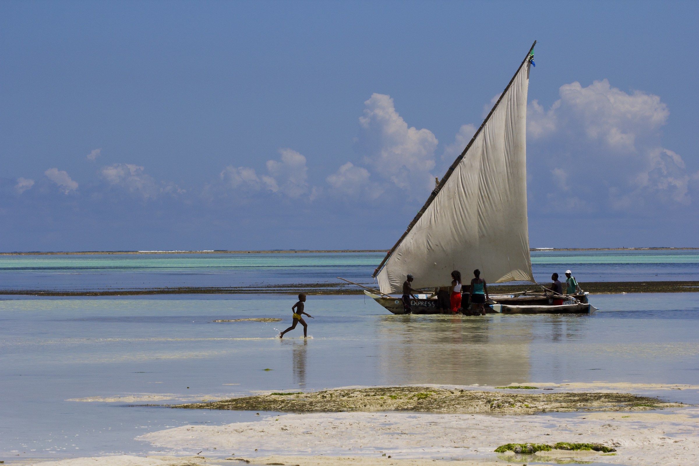 Low tide (Zanzibar)...