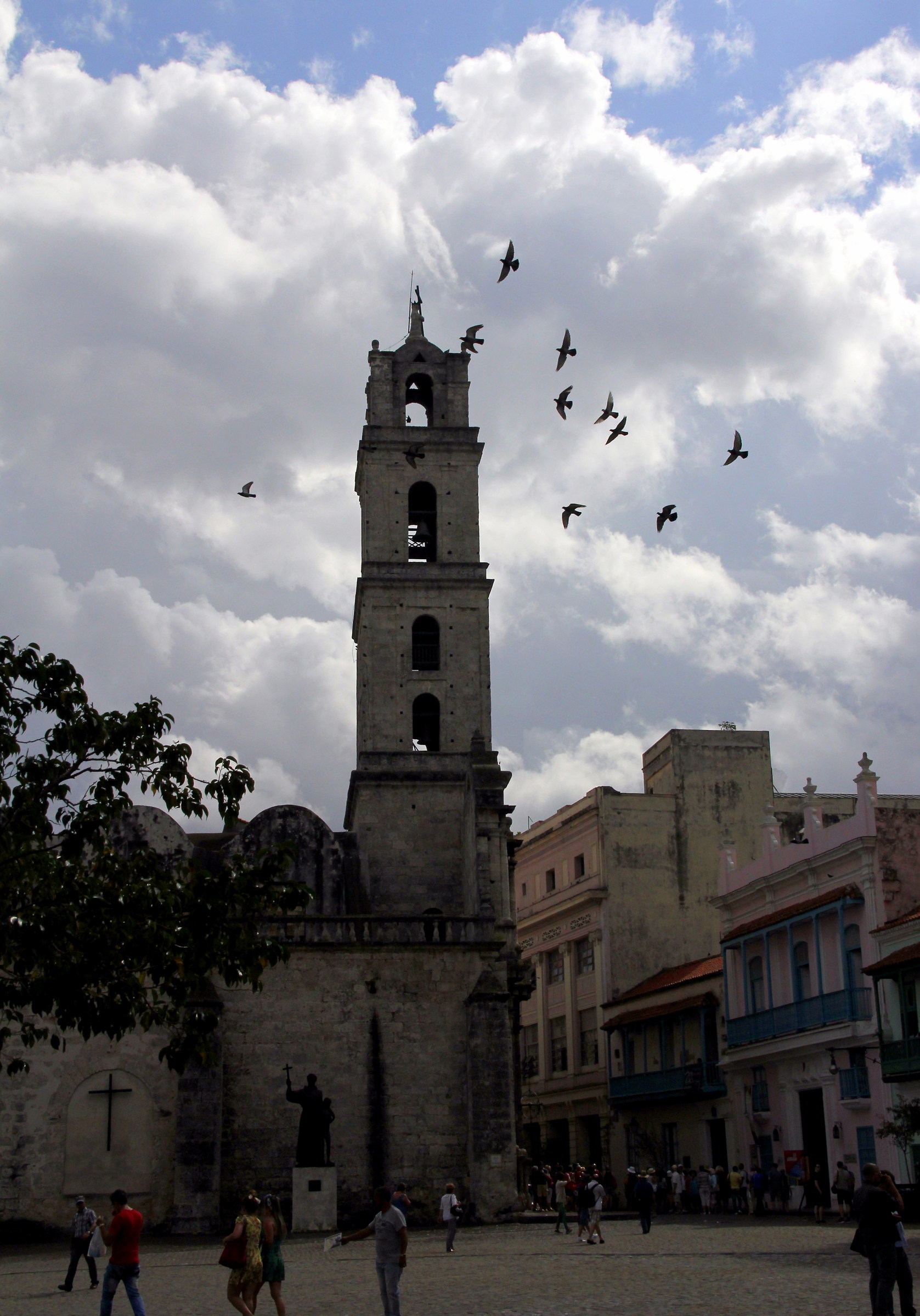 Piazza San Francesco - Havana -...
