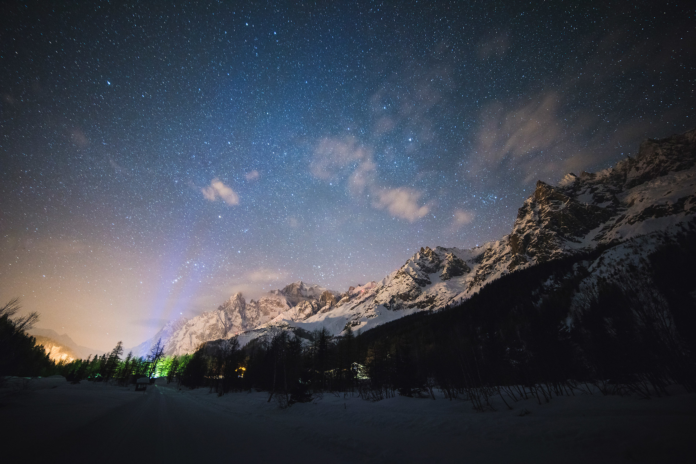 Cielo stellato in Val Ferret, vista sul Monte Bianco...