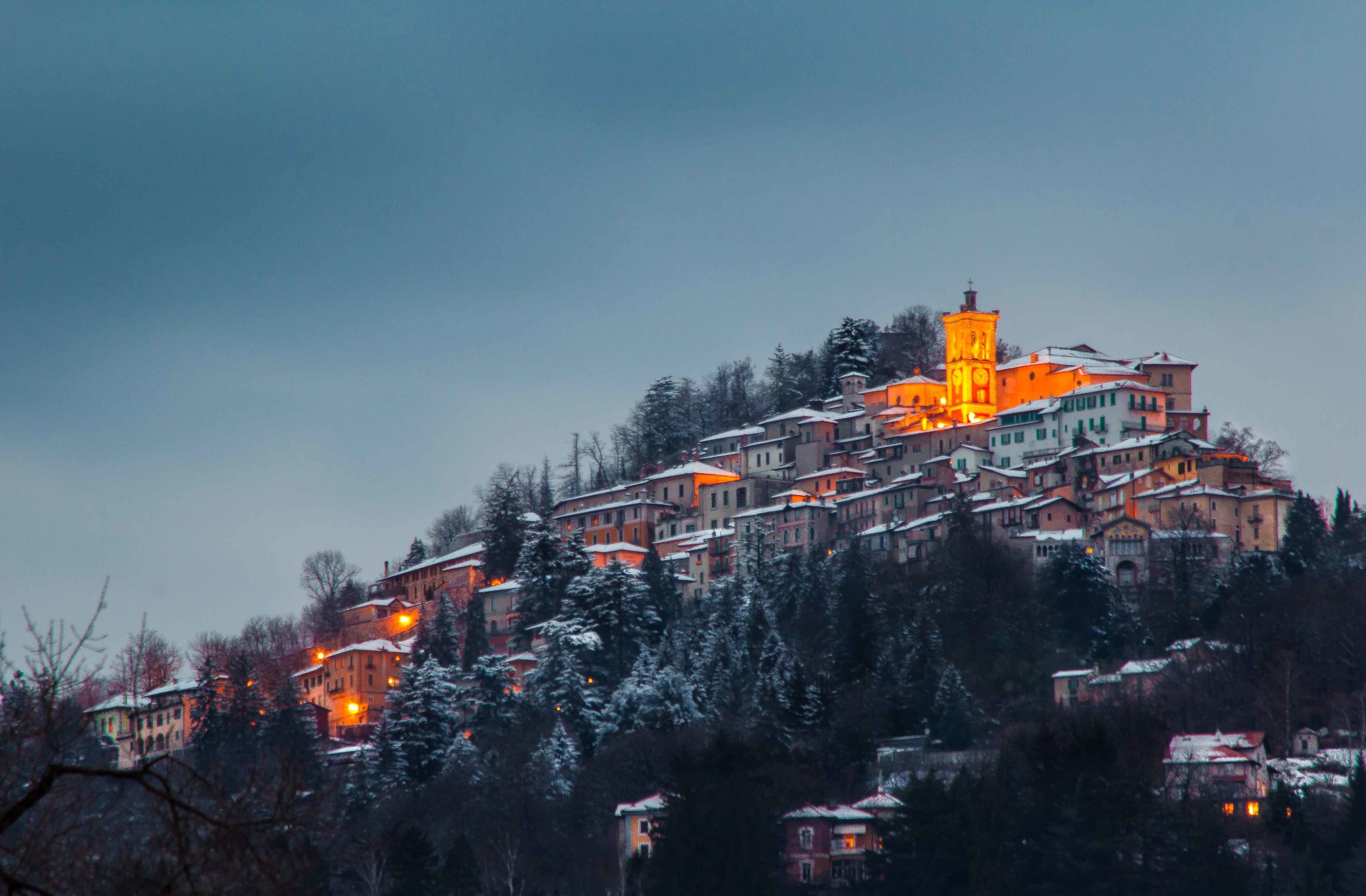 Neve al sacro monte di Varese....
