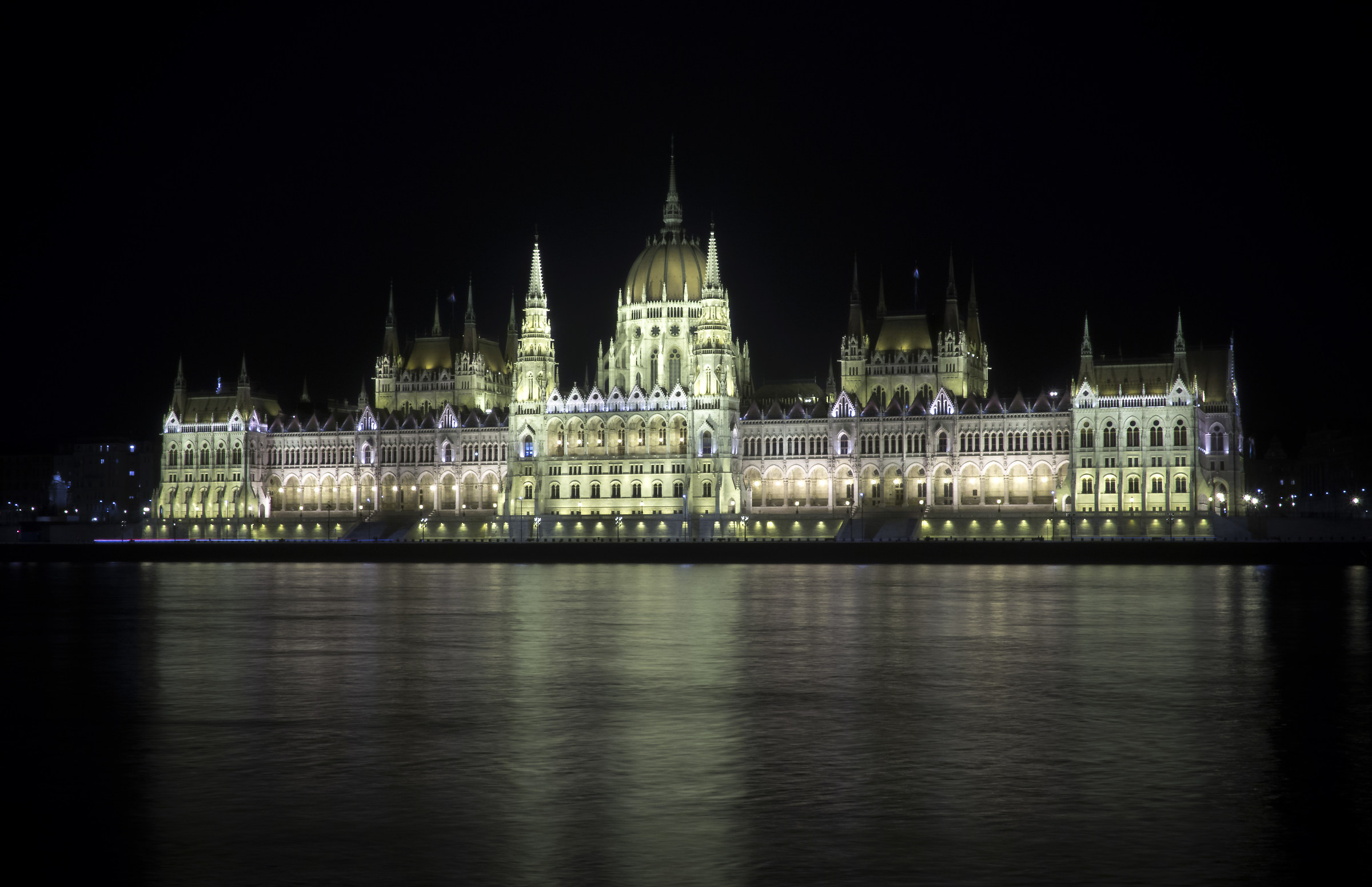 Parlamento di Budapest...