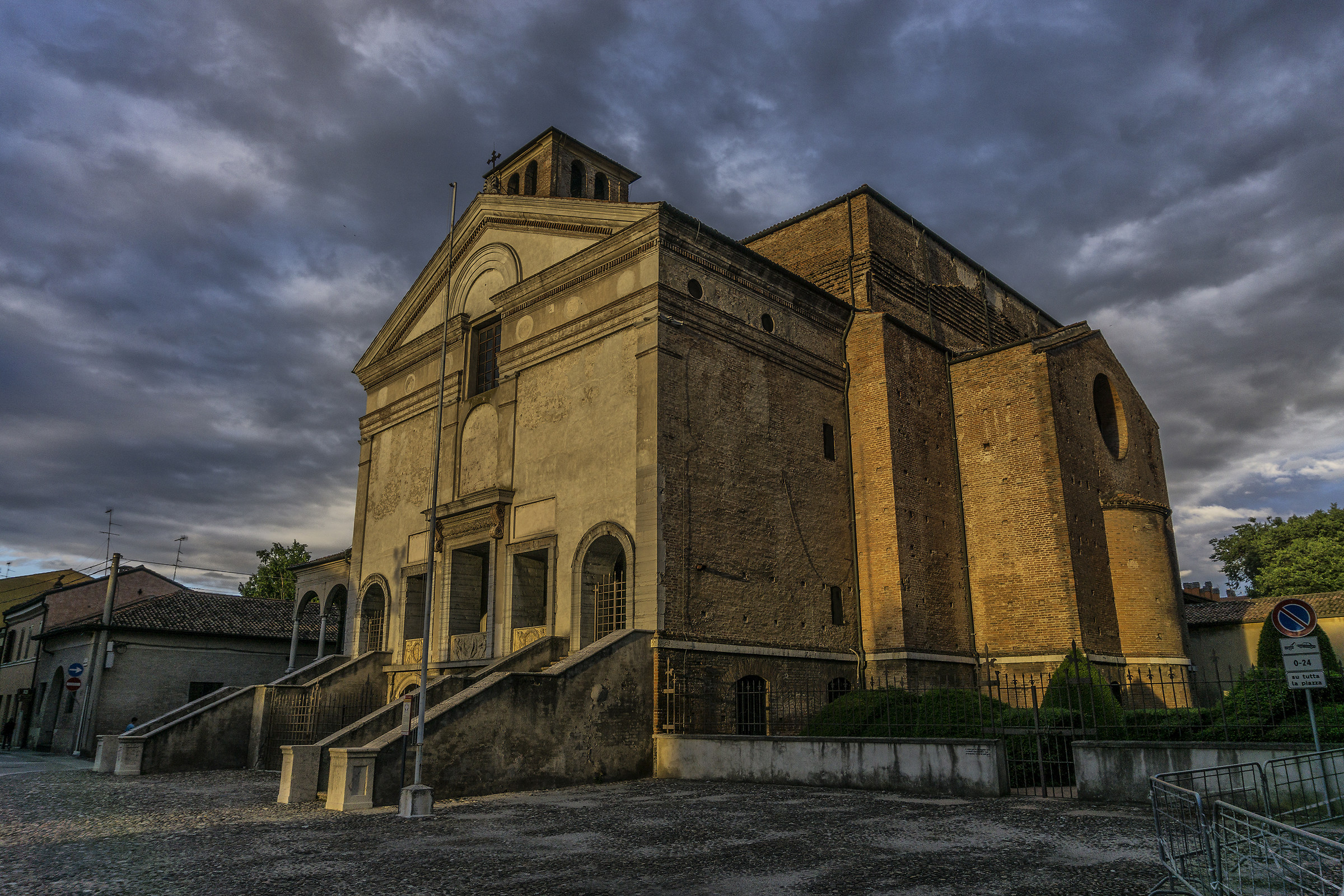 Chiesa di San Sebastiano (Mantova)...