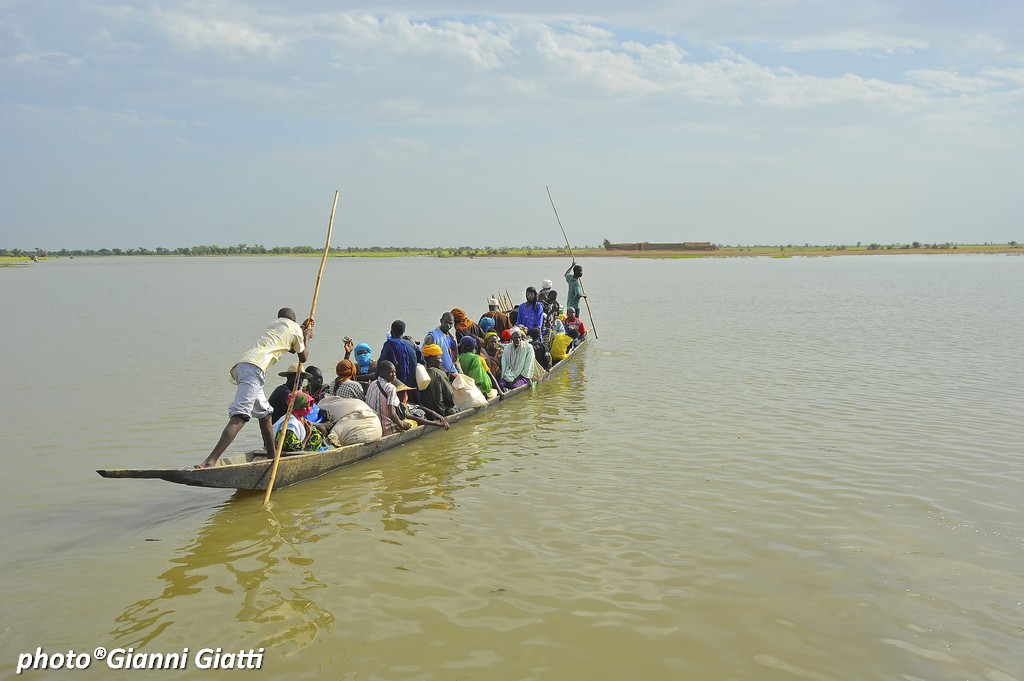 Life on the great river Niger (Mali)...