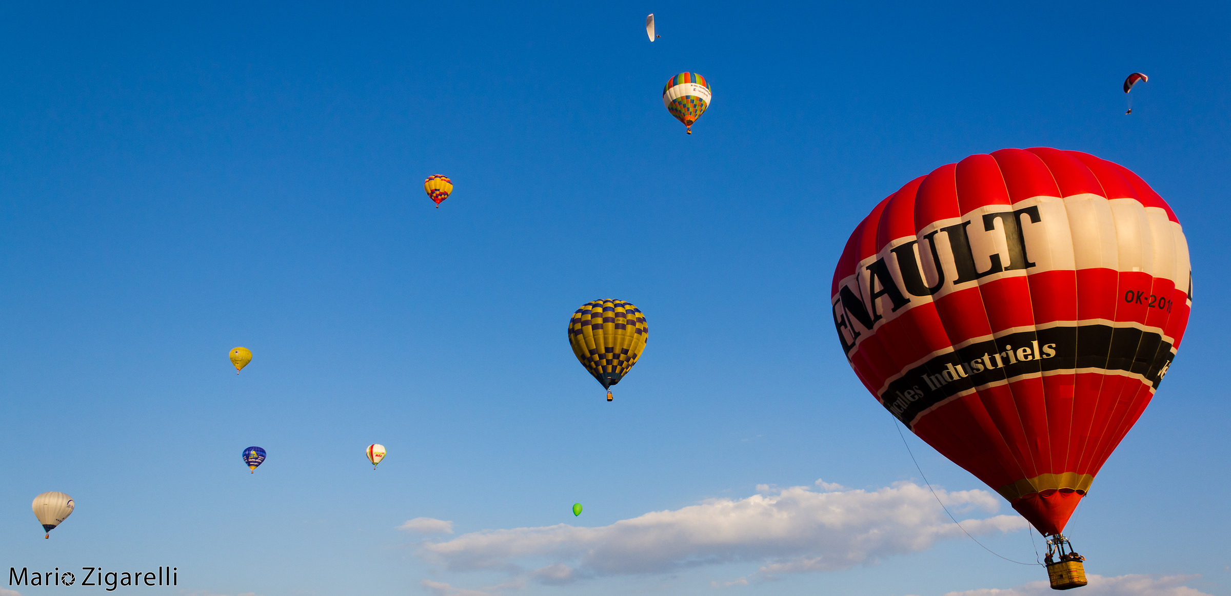 Hot Air Balloons at Paestum...