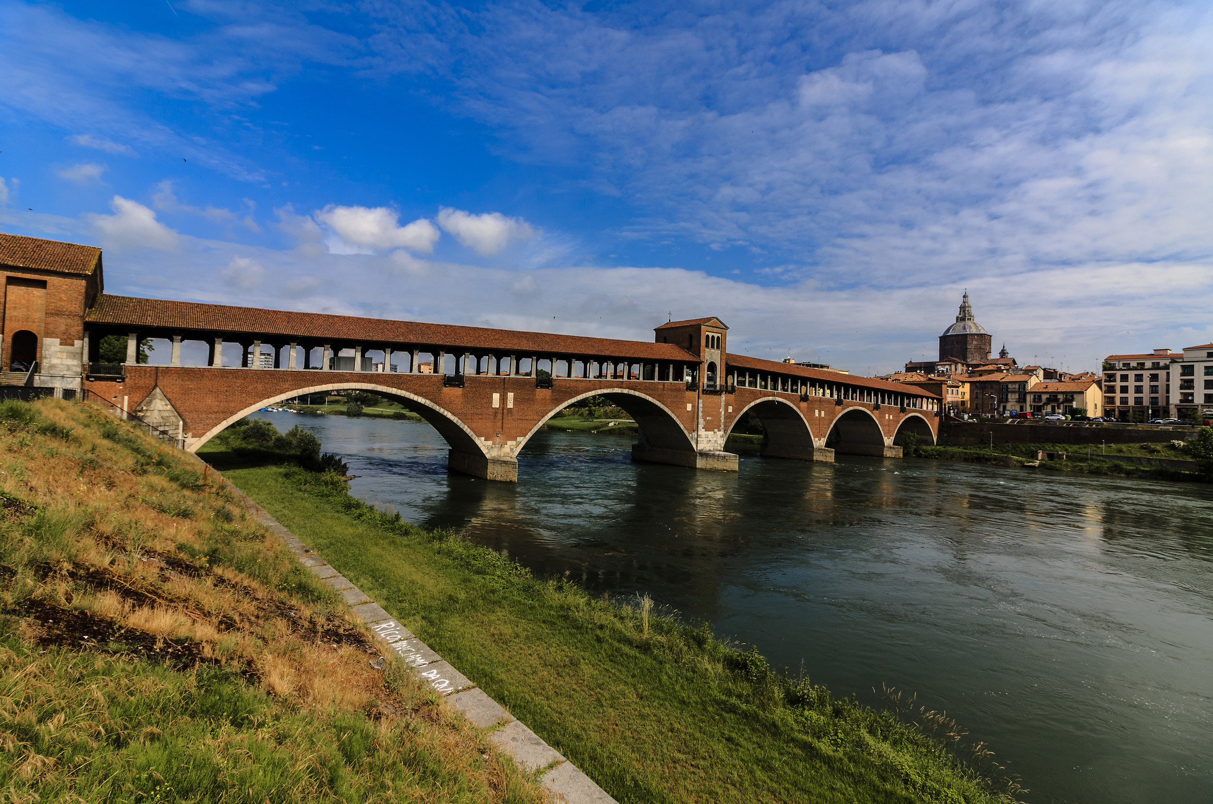 Pavia il ponte coperto...