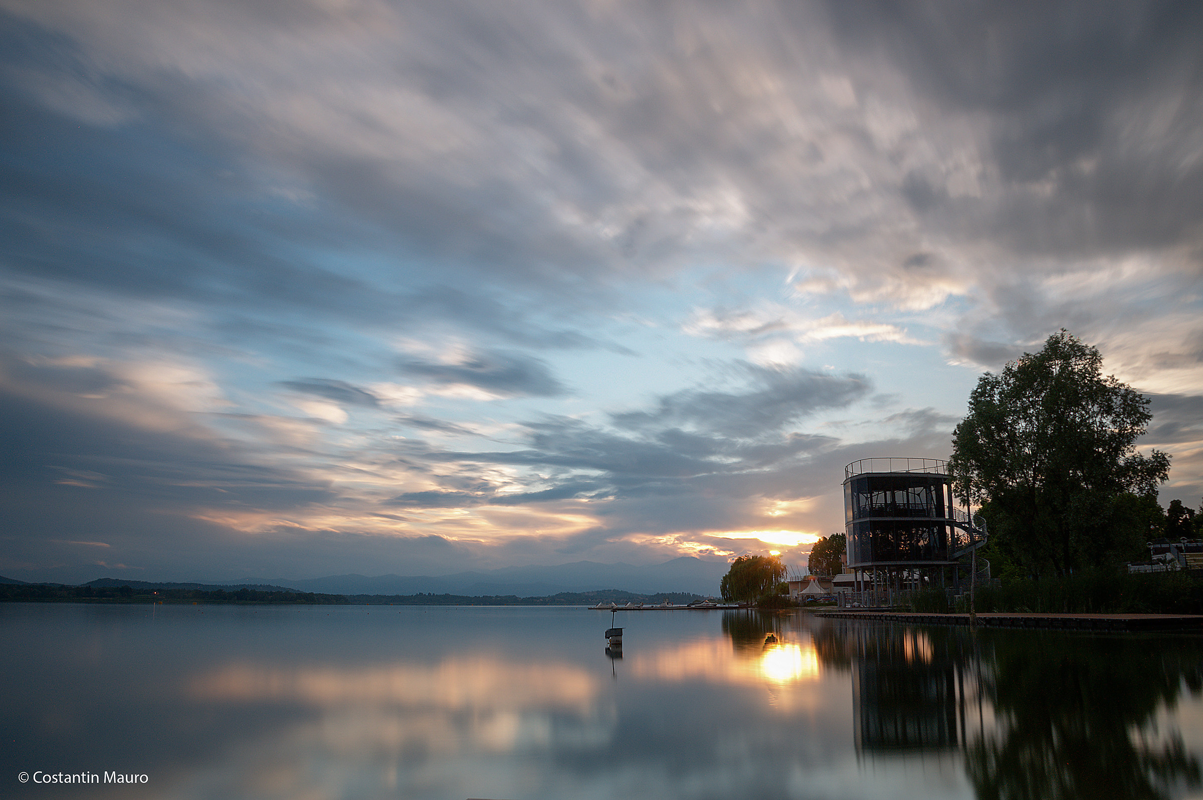 Sunset lake Varese...