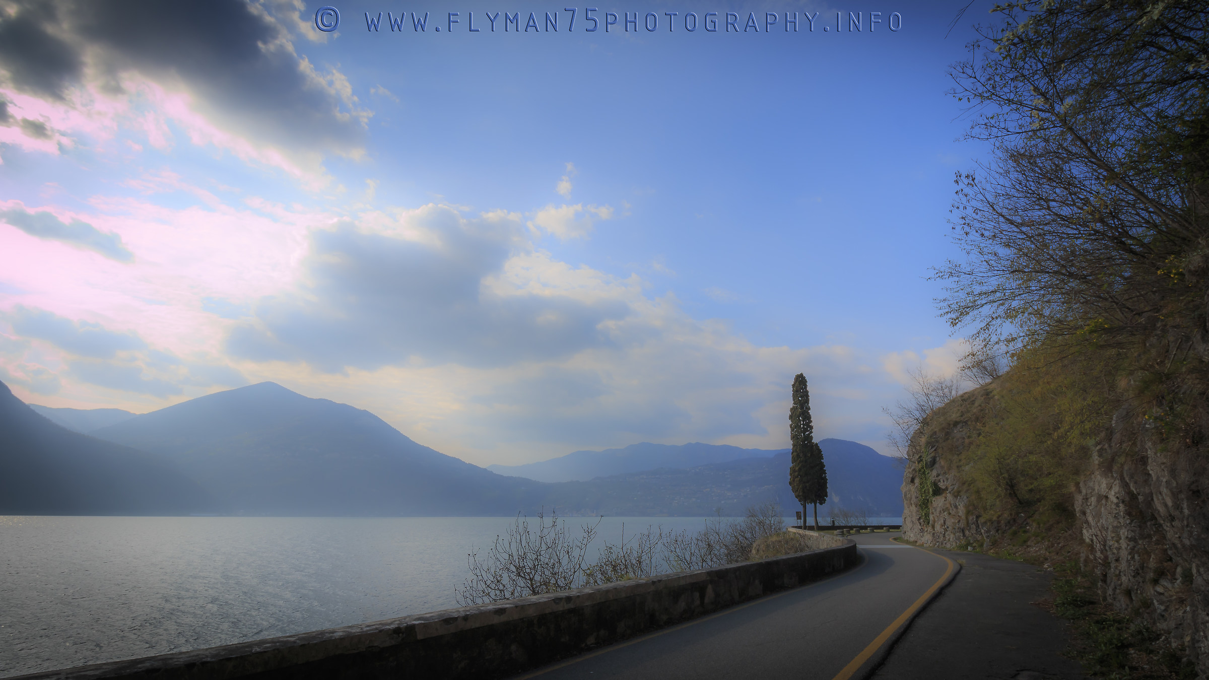 Lago d 'Iseo (Brescia) - view from the cycle path...
