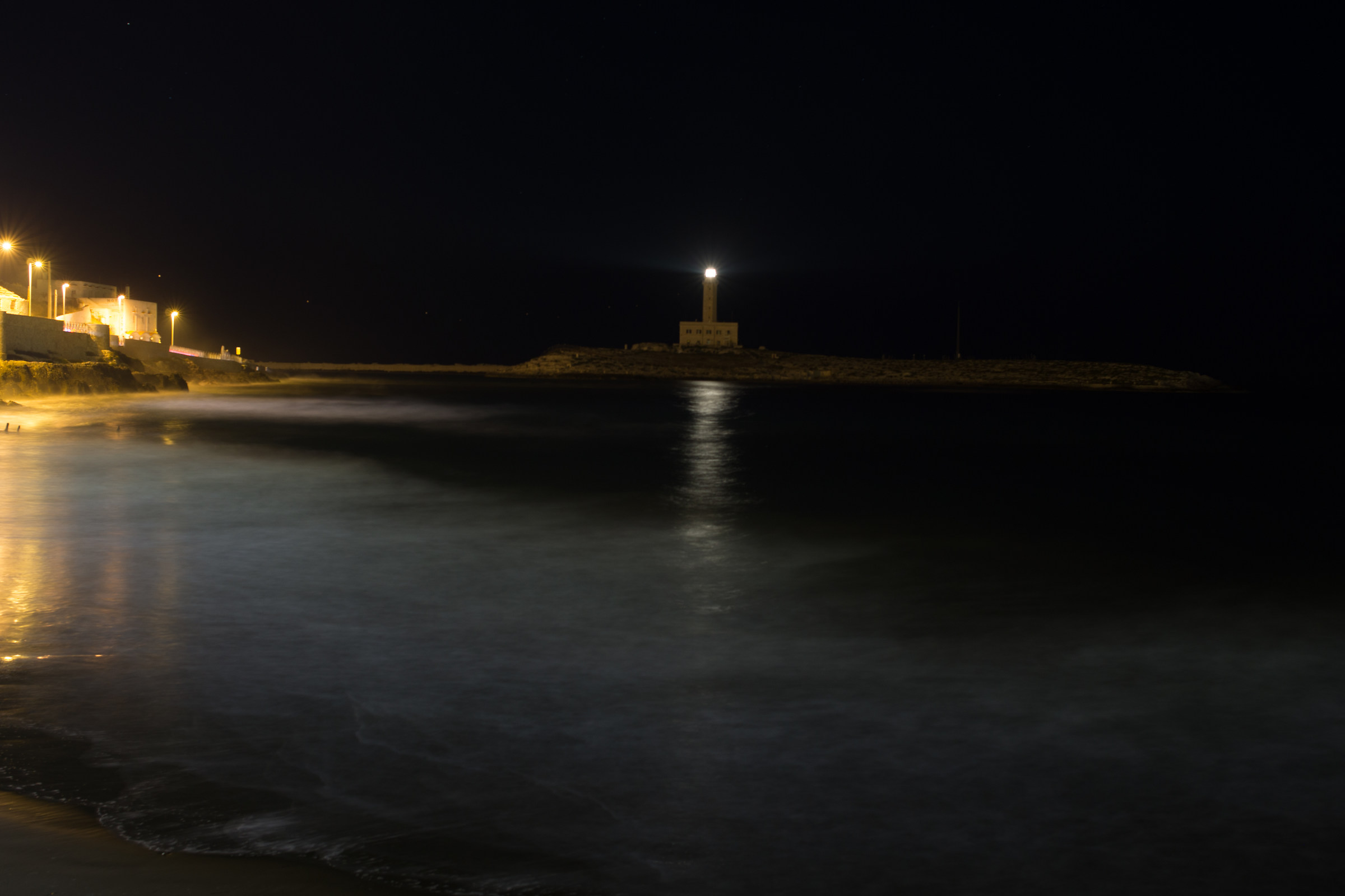 The light from the lighthouse of Vieste...