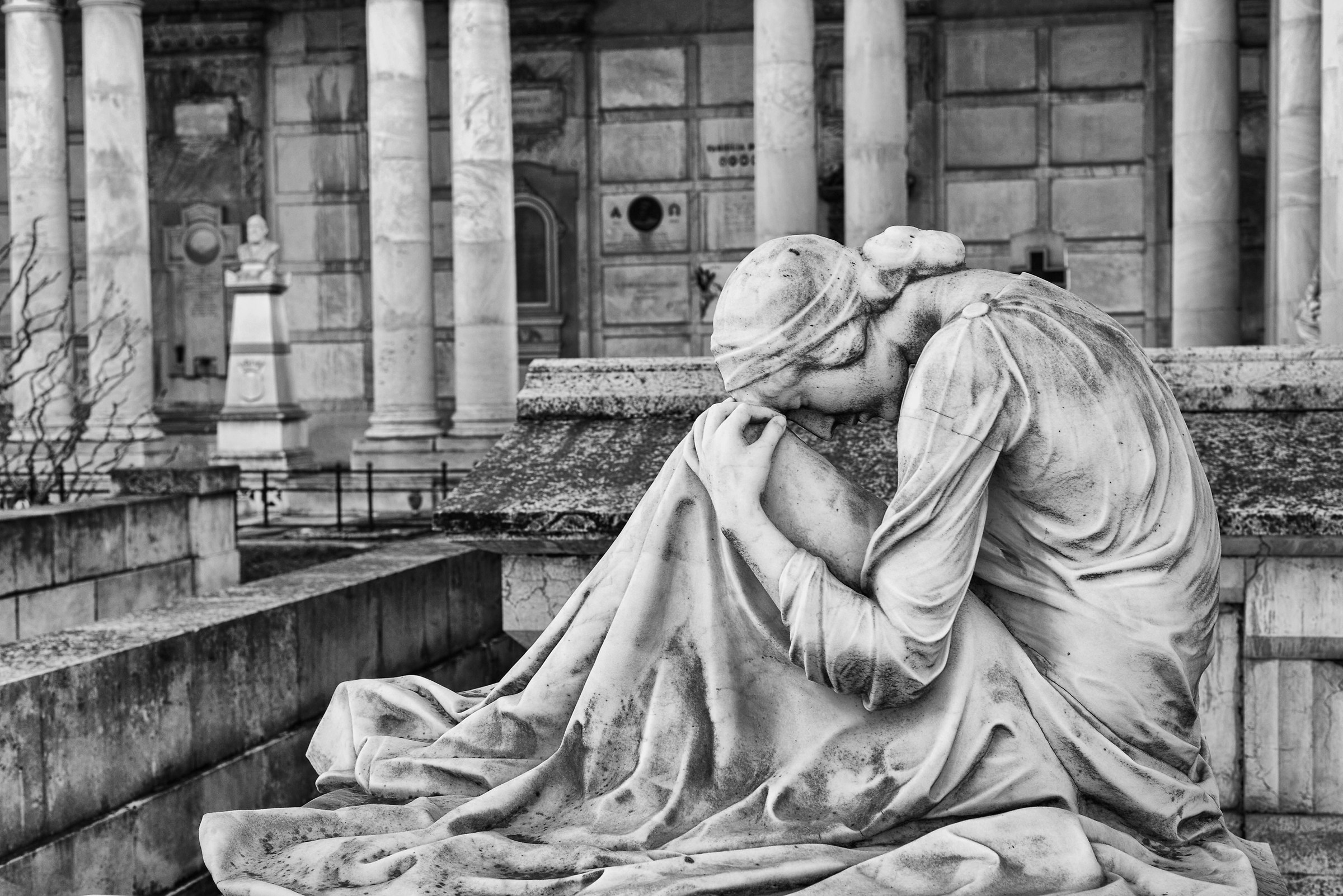 Dolore 1...