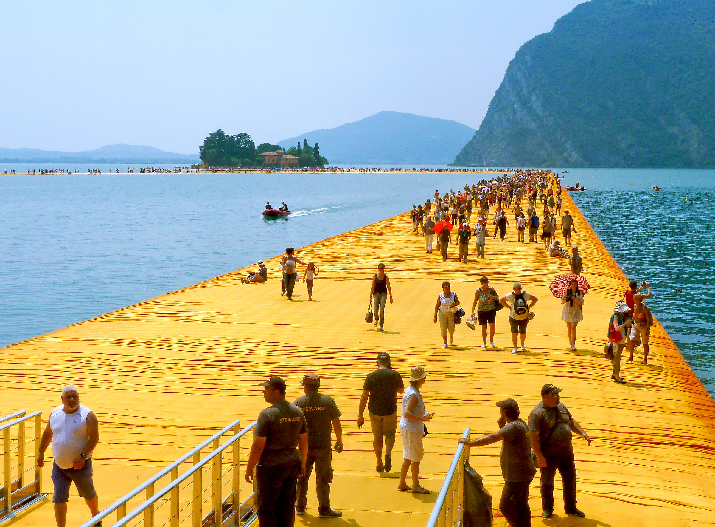 The Floating Piers 30 giugno 2016...