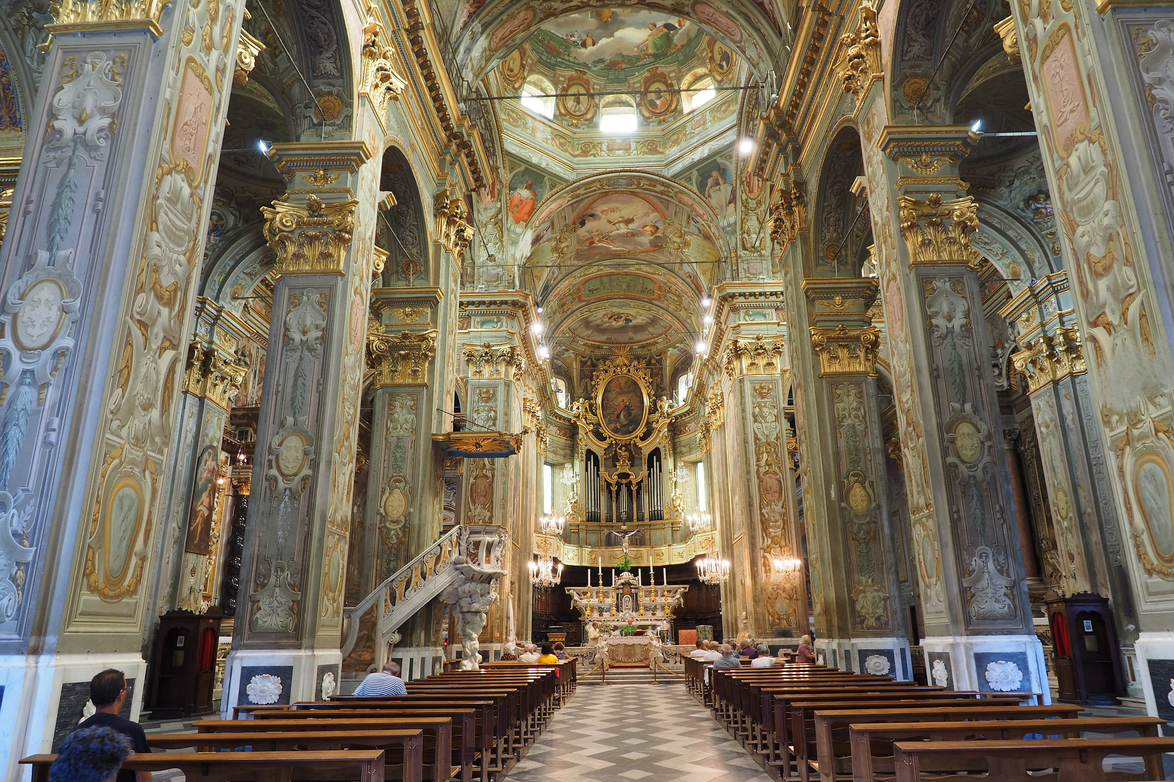 Inside the Basilica S. Biagio...