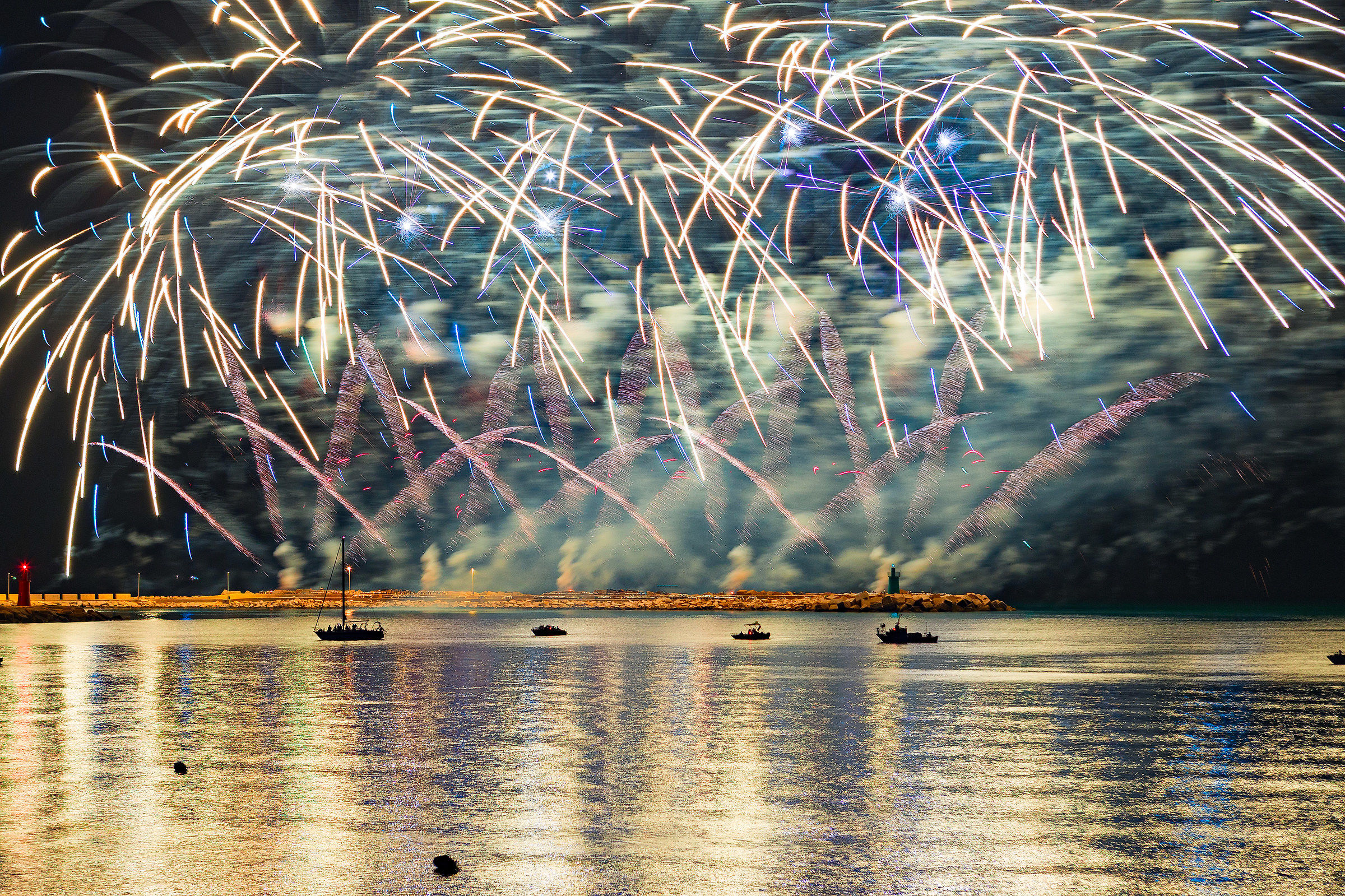 Trani 2016 Fireworks 7...