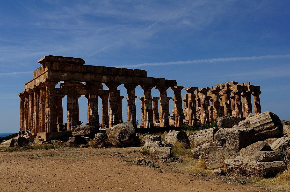 The temple of Hera in Selinunte...