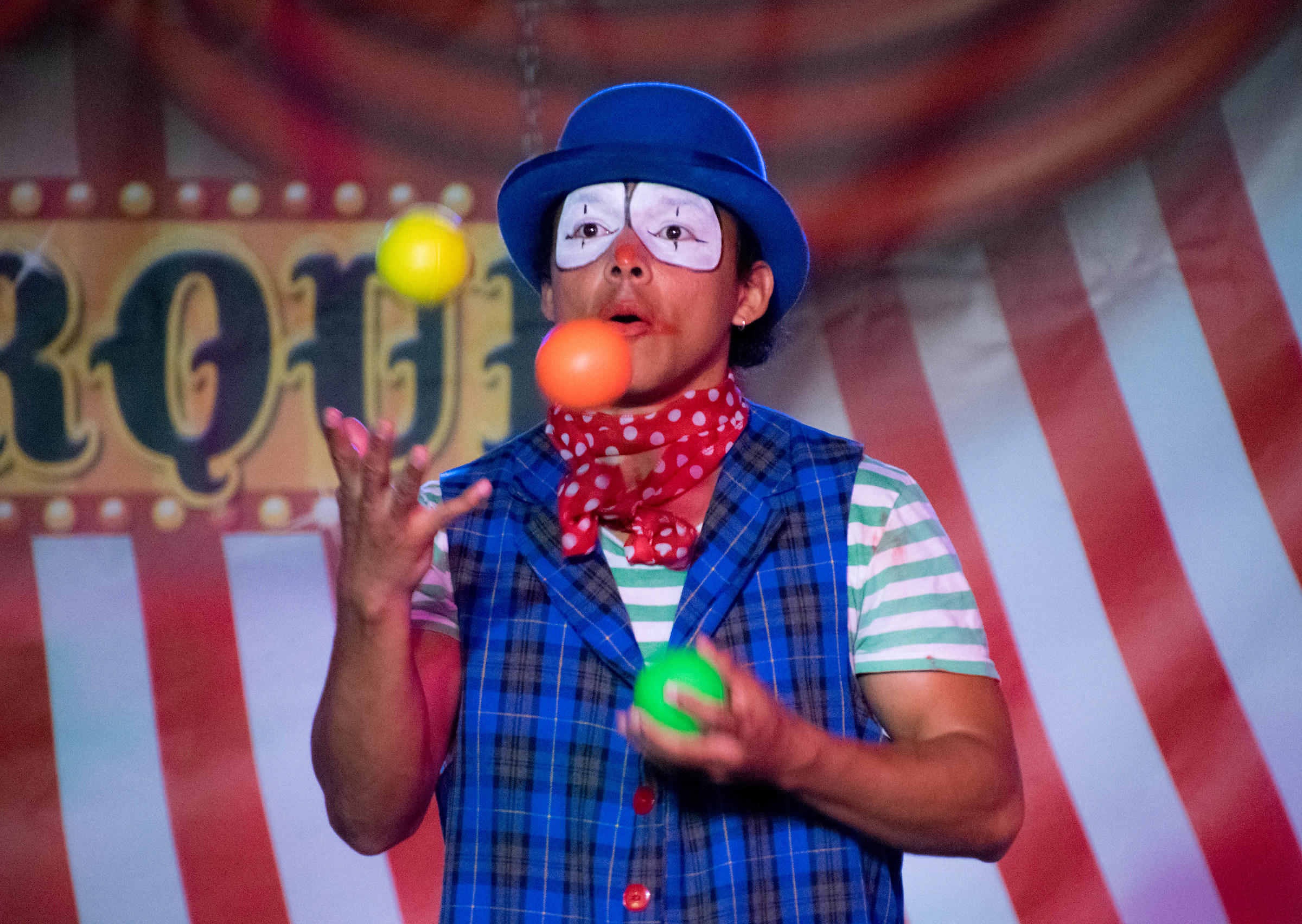 The Juggling Clown...