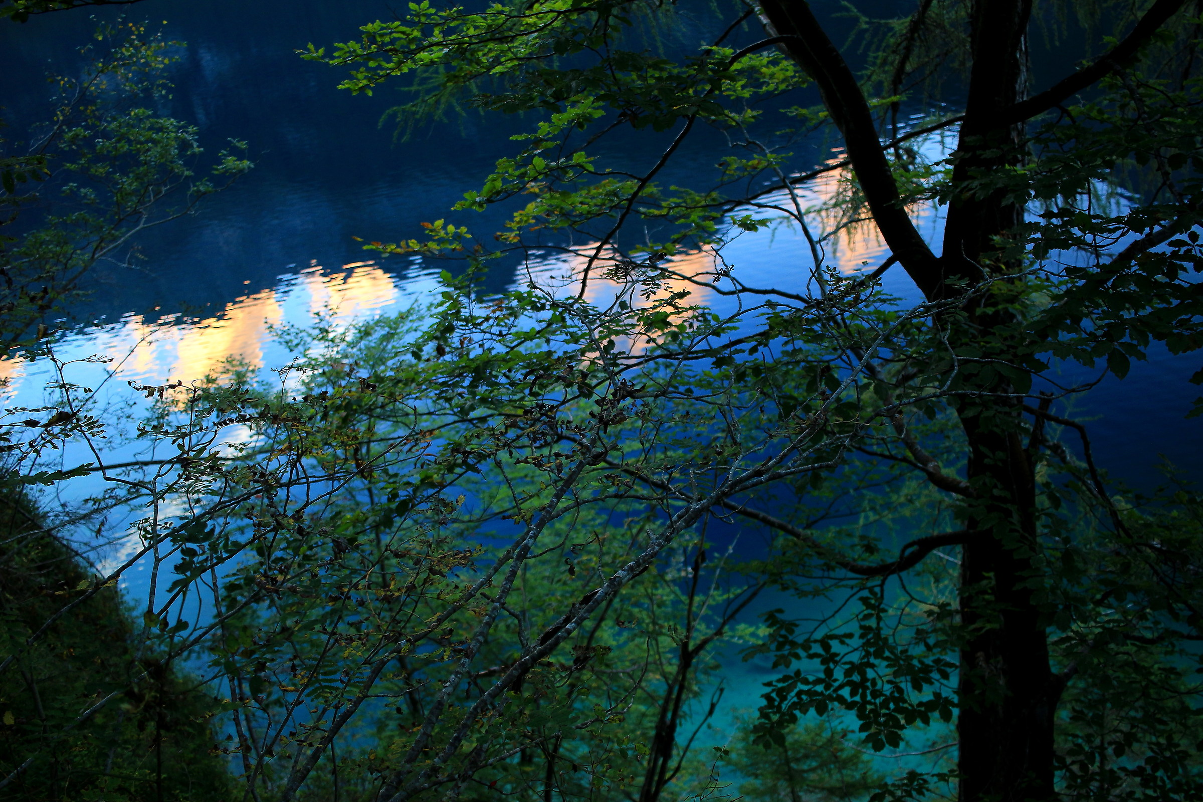 The clouds in the lake...