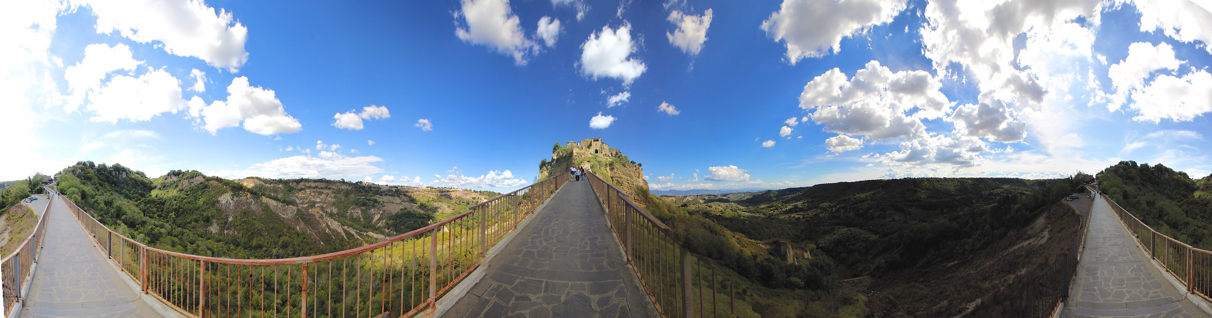 versione a 360° di Civita di Bagnoreggio...