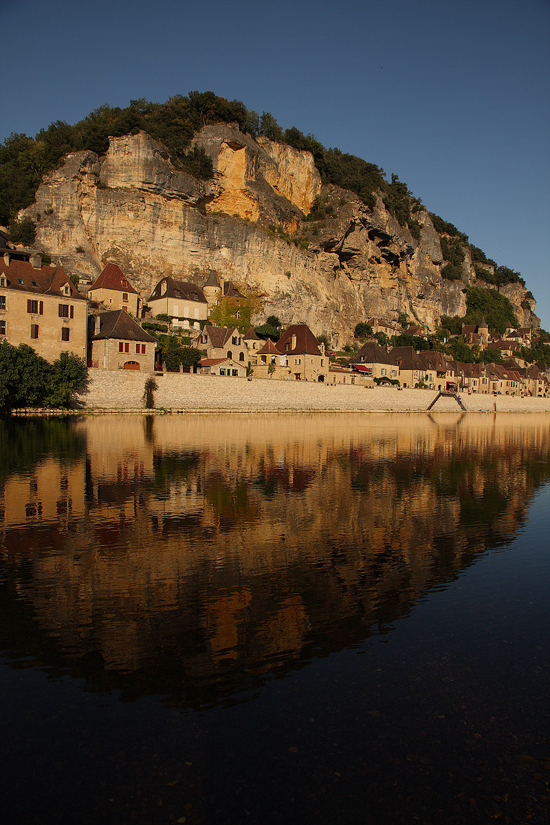 Reflection in the Dordogne...