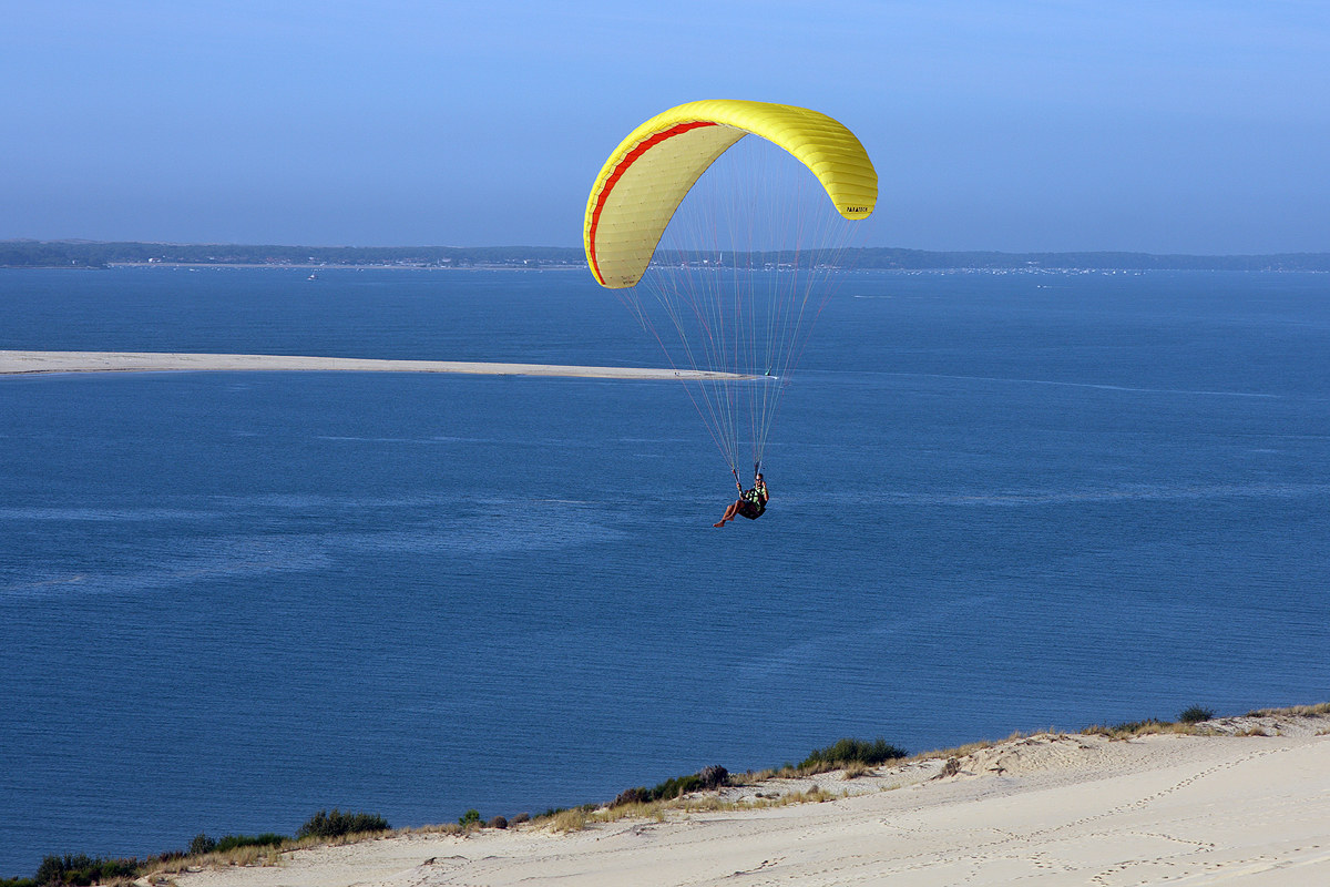 Flying on the Dune du Pilat...