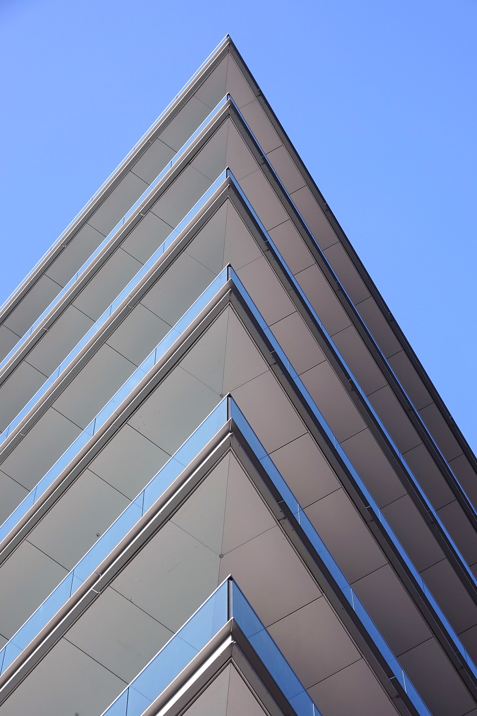 Balconies pointy...