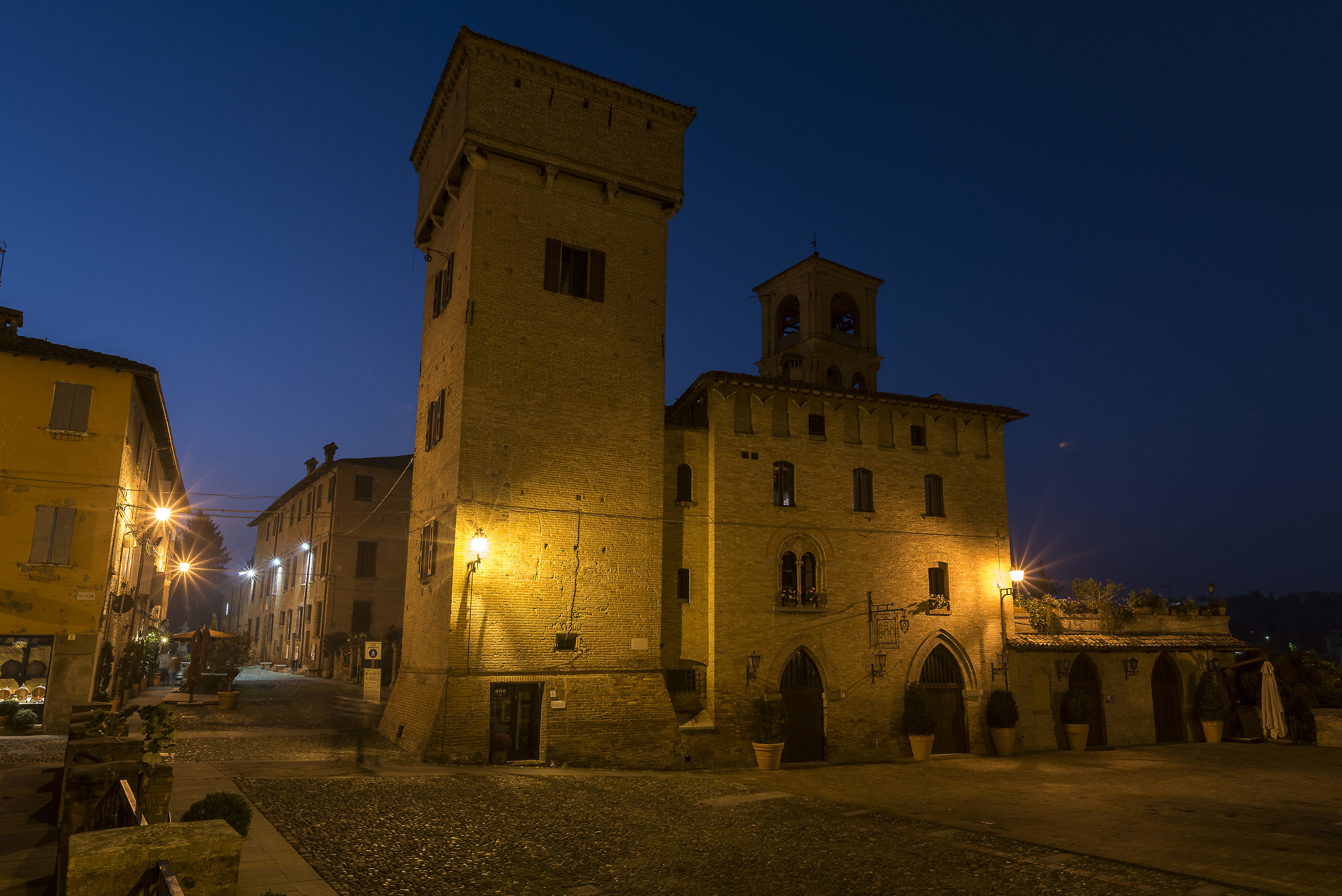 Torre delle carceri - Castelvetro (Mo)...