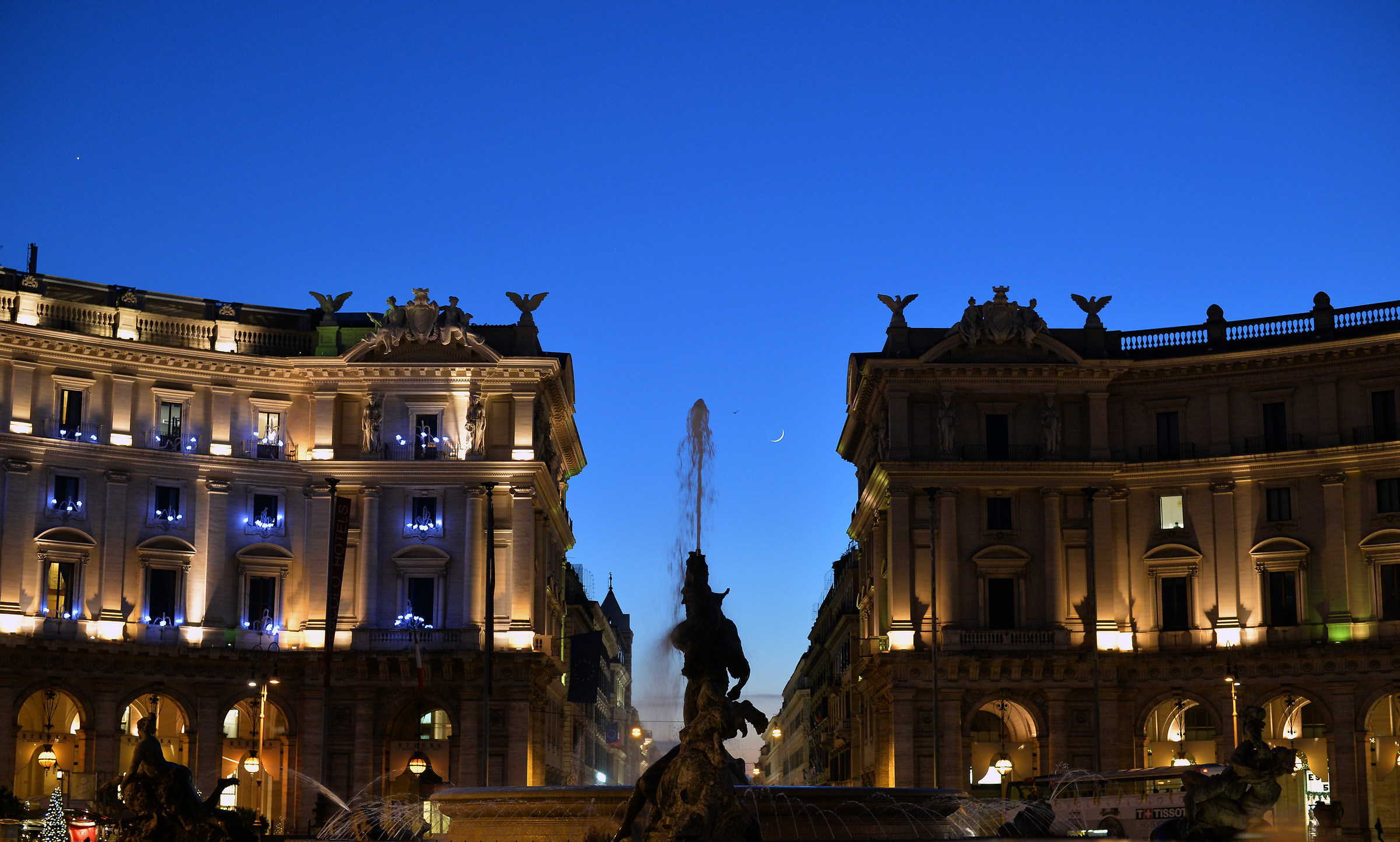 Fontana Exedra Roma...