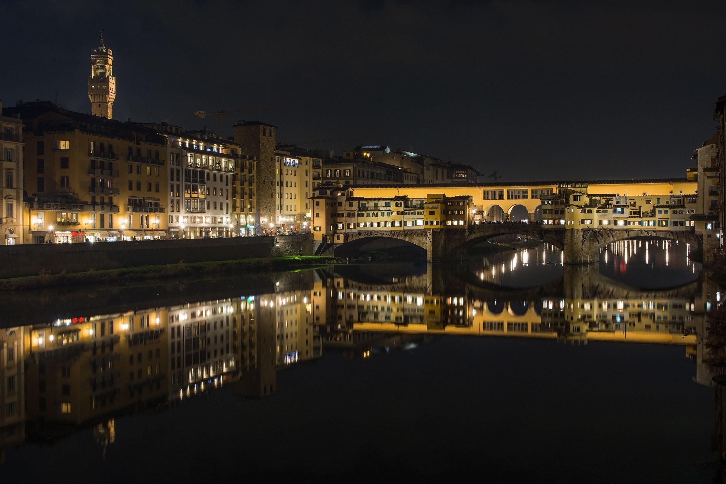 Scende la sera sul Ponte Vecchio...